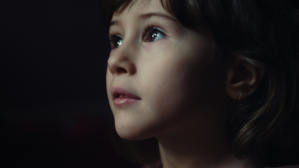 SOS_momentediebleiben-Spot_Still_3